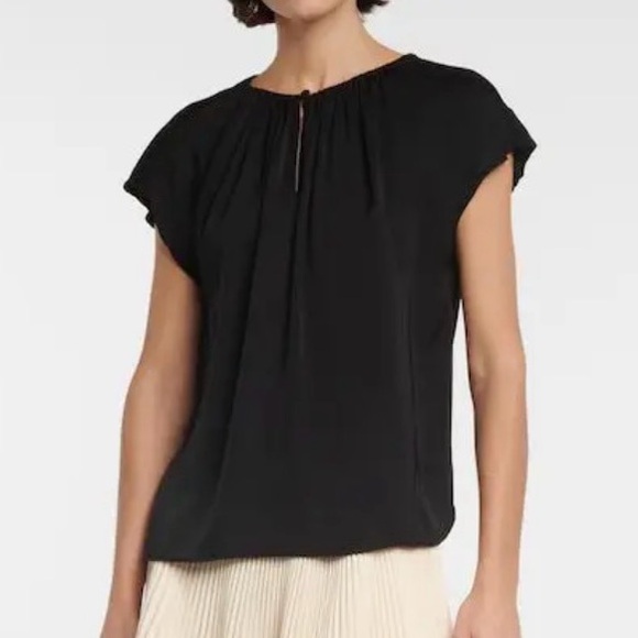 Velvet by Graham & Spencer Tops - NWT VELVET by GRAHAM & SPENCER Odette Satin Blouse M Black